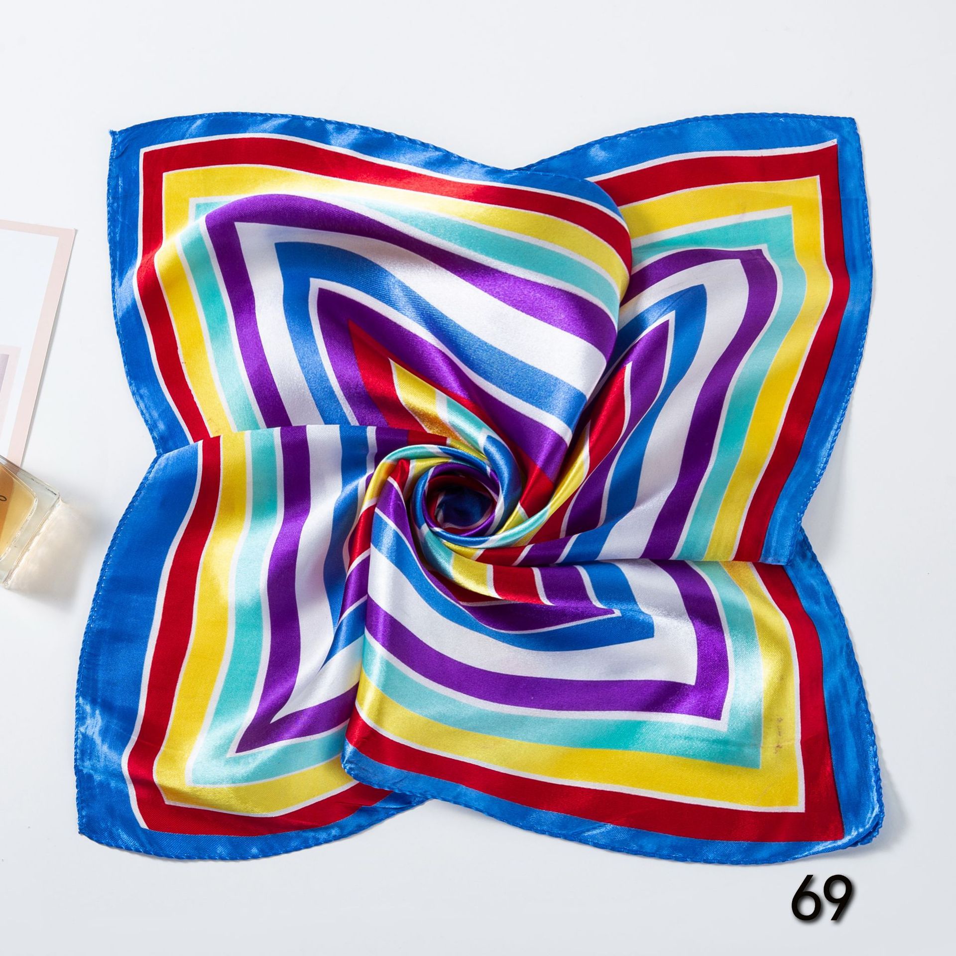 Sciarpe di seta quadrate 50 *  - Scarf Silk Neck recensione e prezzo