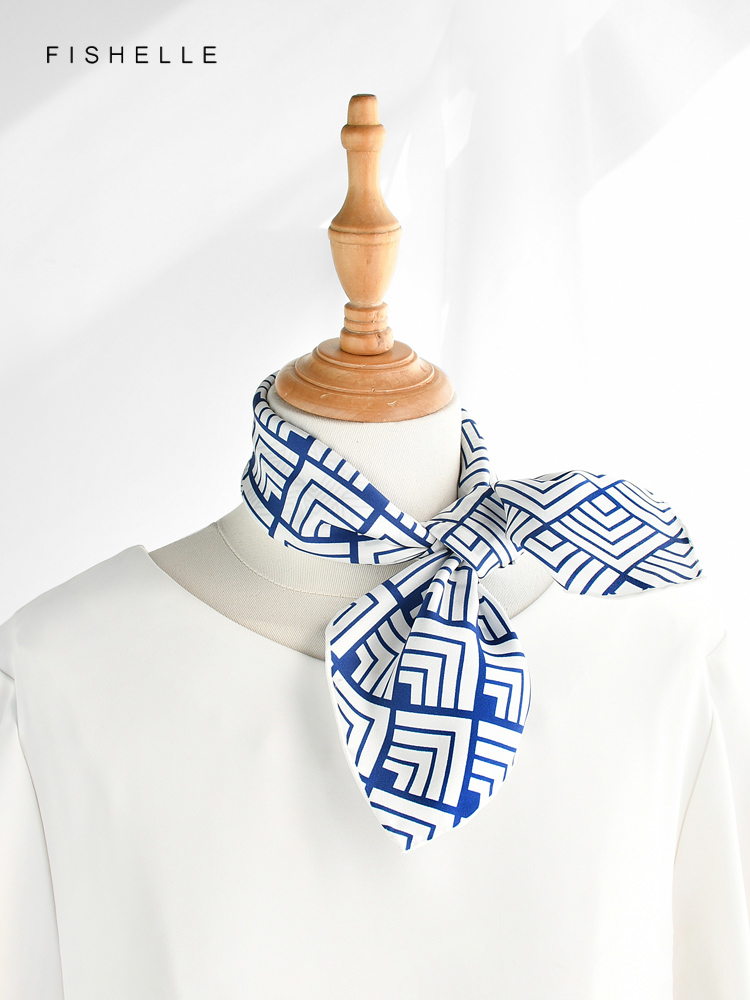 Cinese classico blu bianco por - Scarf Silk Neck recensione e prezzo