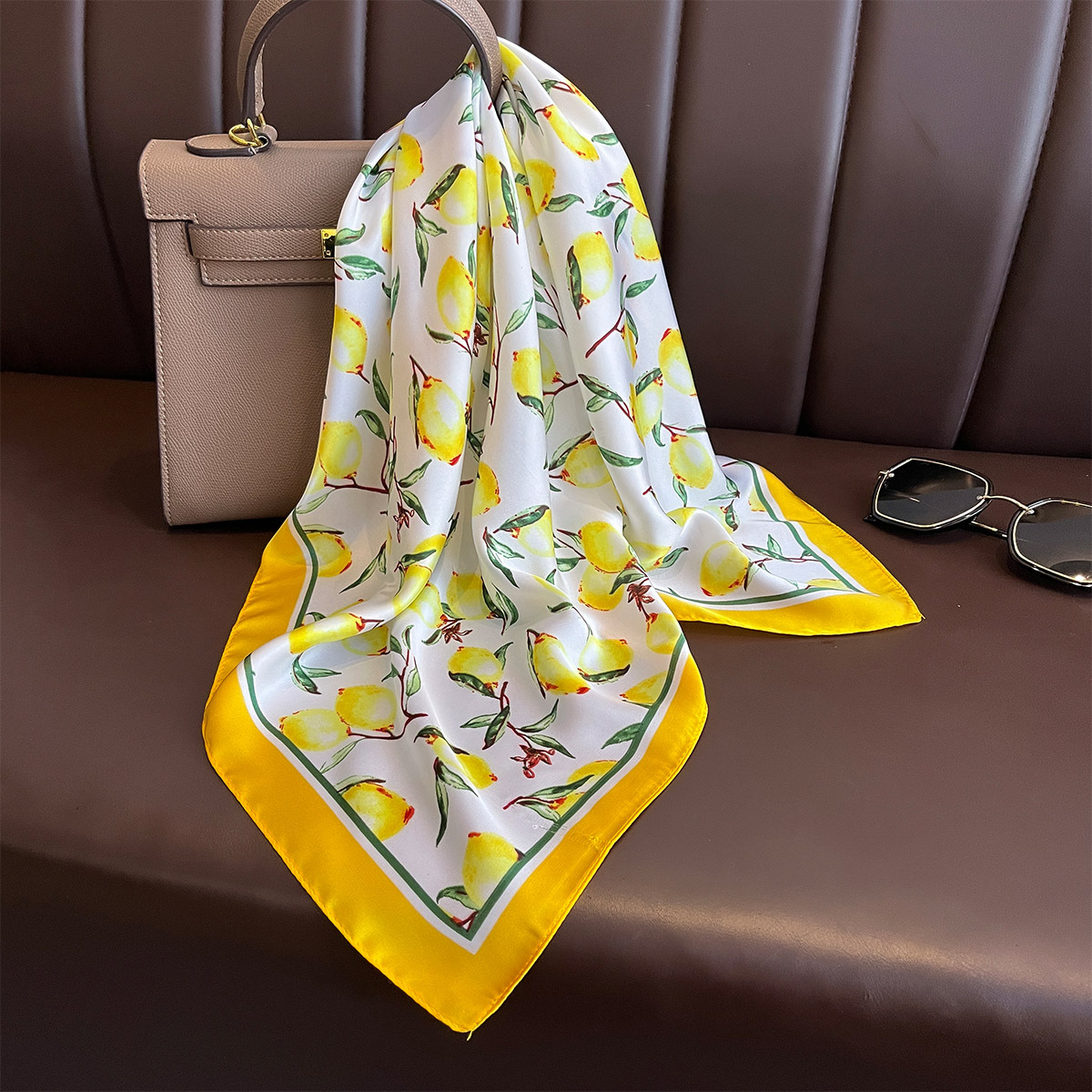 2025 Nuova Sciarpa di seta qua - Scarf Silk Neck recensione e prezzo