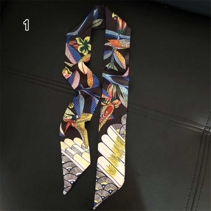 Marchio di lusso colibrì stamp - Scarf Silk Neck recensione e prezzo